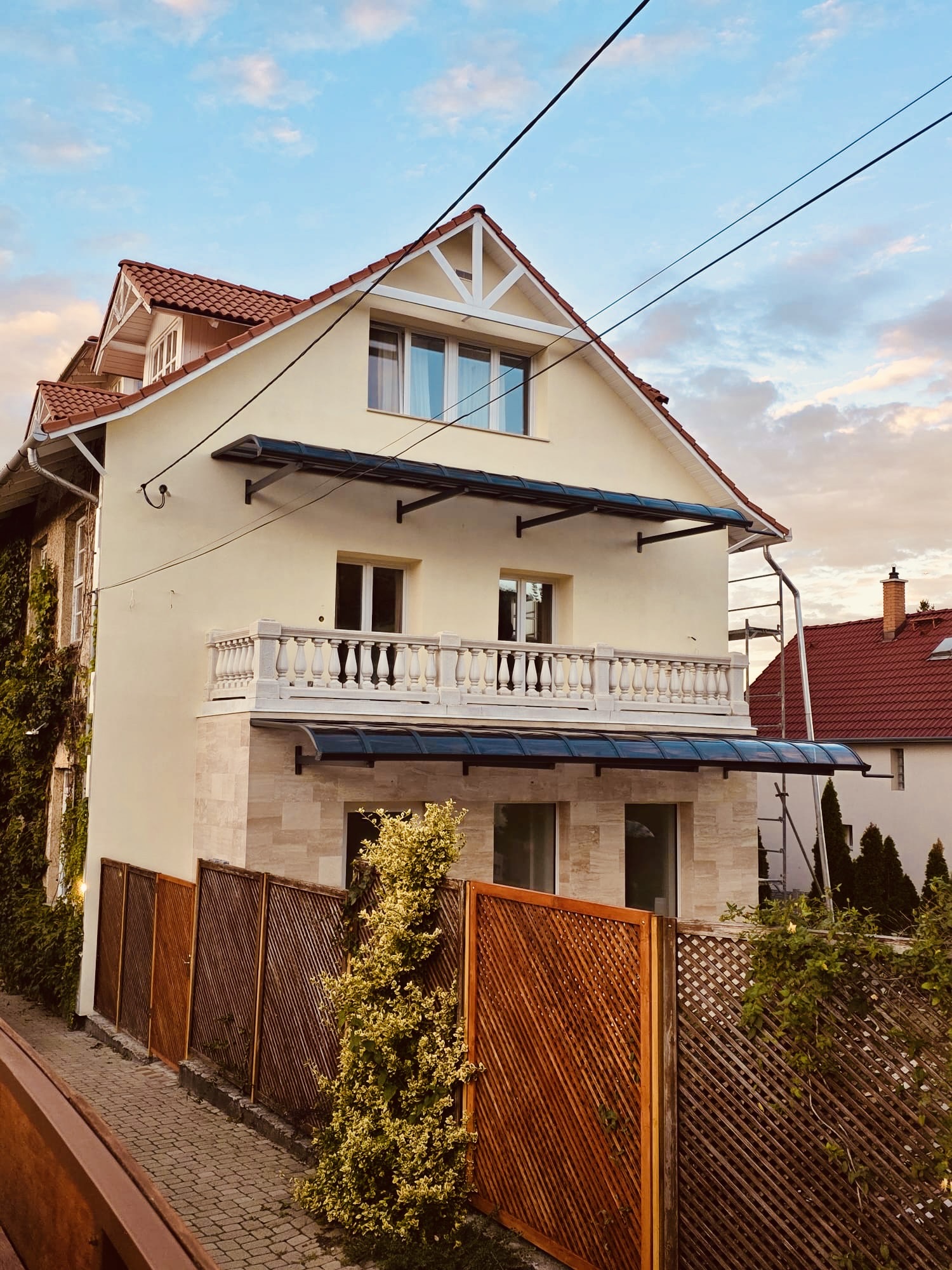 36cd8b61-9c75-46cd-b34a-043bdf272b8c